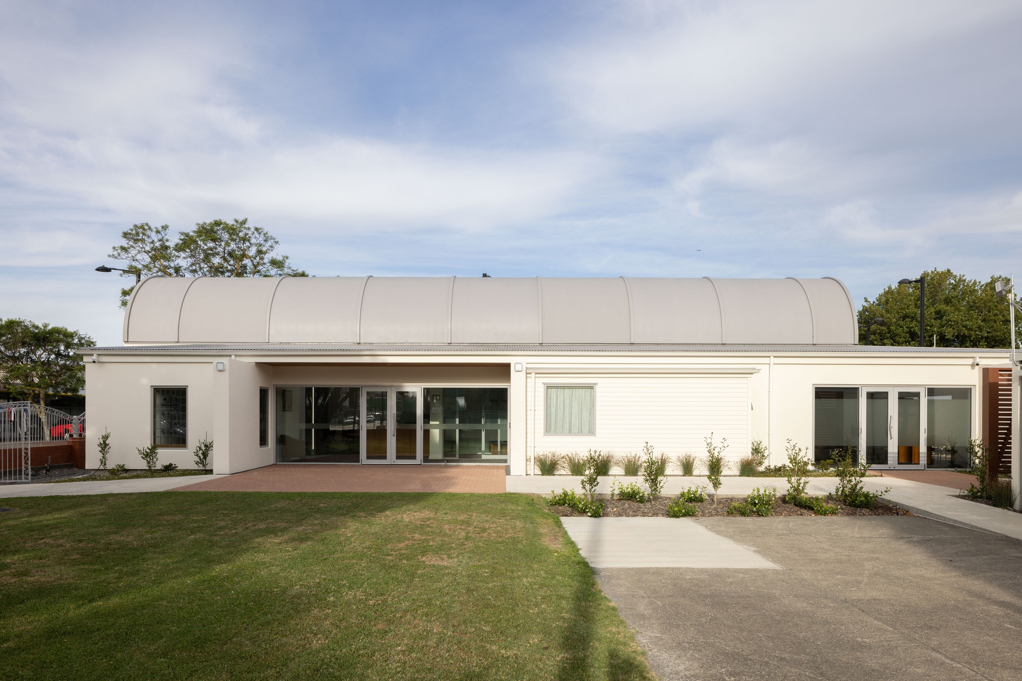 Pushing Design Boundaries: Viking Enviroclad Achieves Distinctive Barrel Vault Roof