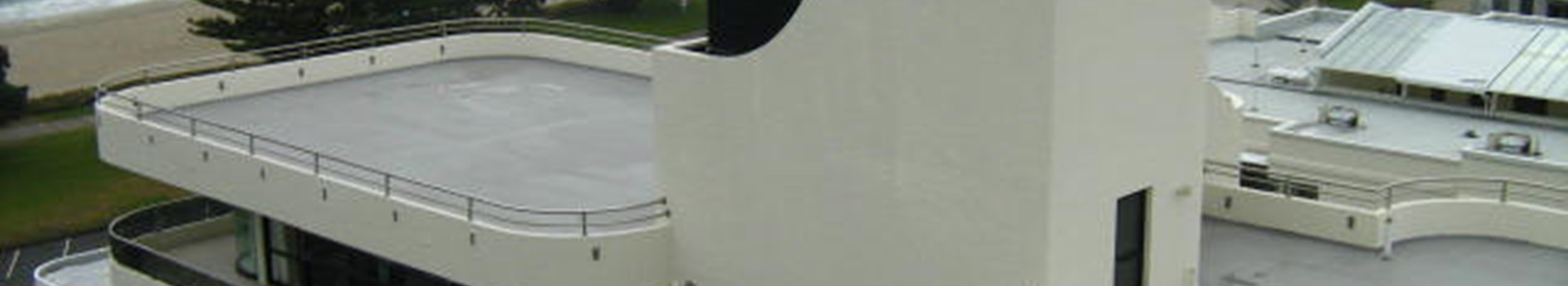 Dec-K-ing Enjoys the Sea Views